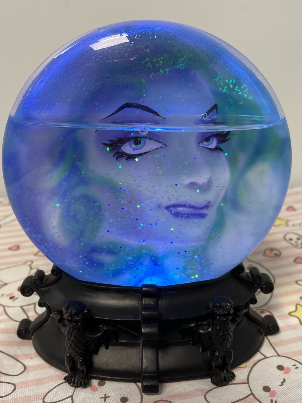 Haunted Mansion Madame Leota Snow Globe Light Up Ghostly Disney World Halloween